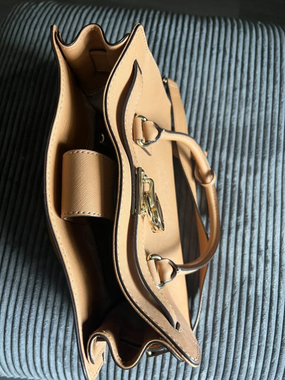 Michael Kors Hamilton Large Tan Tote